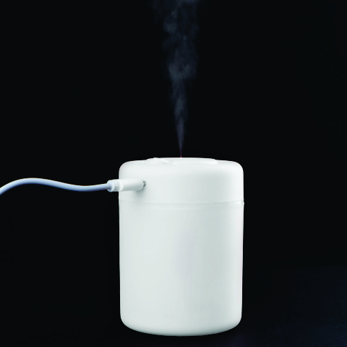 Umidificador de ar com difusor de óleo essencial à base de água via USB.