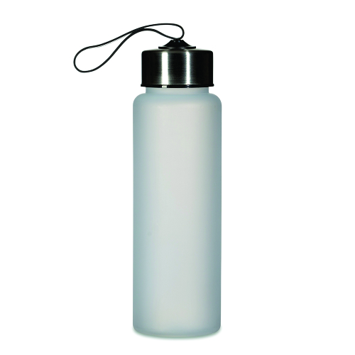 Squeeze plástico em PVC fosco livre de BPA. Capacidade 680 ml. 23 x 7 x 22,1 cm.