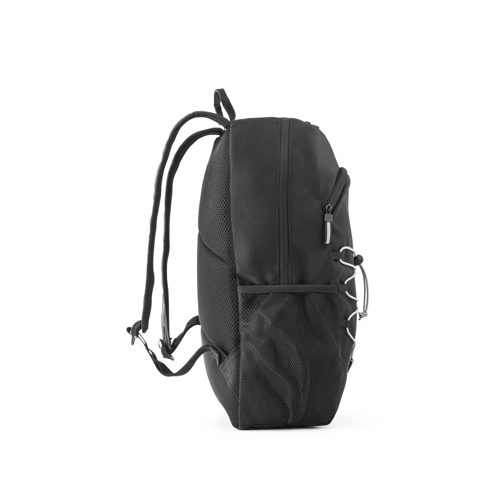 Novidade 2025!!! Mochila para notebook em 300D e 600D, ambos em poliéster reciclado (100% rPET) com elementos refletores. Capacidade até 18 L. 320 x 450 x 140 mm.