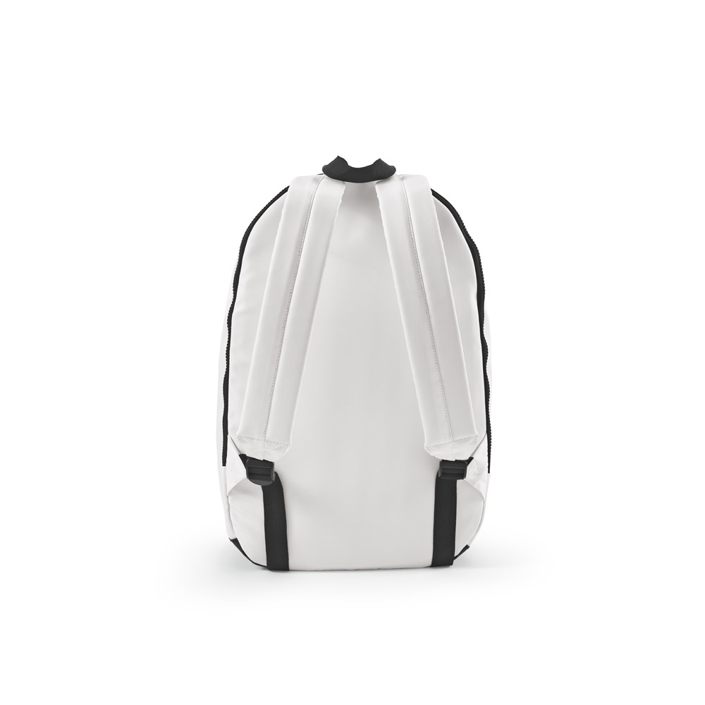 Novidade 2025!!! Mochila em 290T poliéster reciclado (100% rPET), em sarja com forro em 210D poliéster reciclado (100% rPET). Capacidade até 18 L. 300 x 470 x 150 mm.