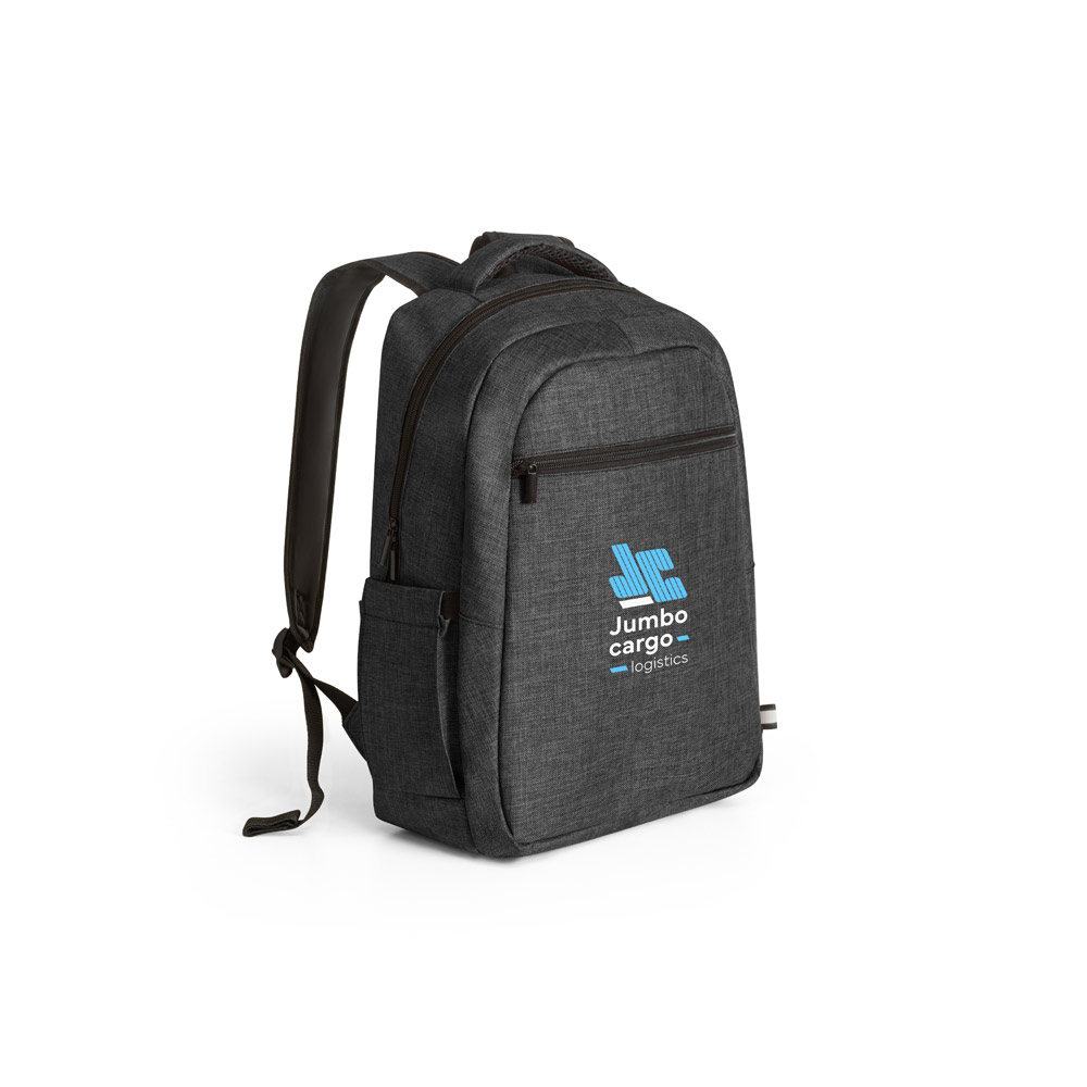 Novidade 2025!!! Mochila para notebook em 600D de alta densidade com compartimento principal para notebook até 15". Capacidade até 17 L. 320 x 420 x 150 mm.