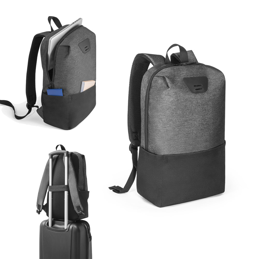 Novidade 2025!!! Mochila para notebook em 300D 2Tone de alta densidade com nylon. Capacidade até 17 L. 280 x 440 x 150 mm.