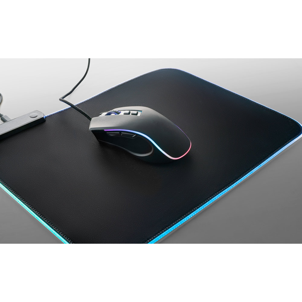 Novidade 2025!!! Mouse para jogos em ABS e acabamento emborrachado com 7 botões e iluminação RGB com 8 modos possíveis. 124 x 71 x 39 mm.