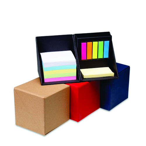 Novidade!!! Bloco de anotações em papelão reciclado com capa dura. 100 folhas. 13,5 x 11,5 x 1,2cm
