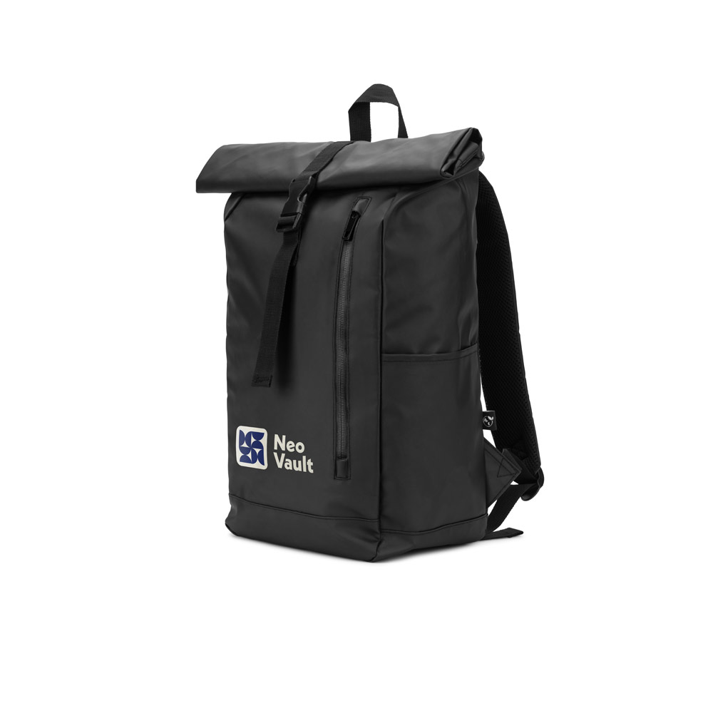 Novidade 2026!!! Mochila "Roll top" com design em sistema de fecho que permite enrolar a parte superior em poliéster reciclado 600D de alta densidade com revestimento resistente á água 20 L