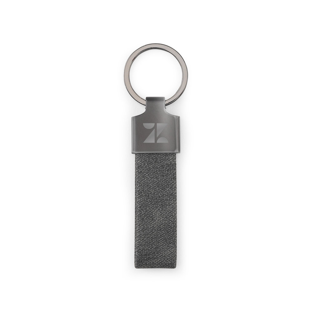 Novidade 2026!!! Conjunto composto por um porta-cartões e chaveiro, ambos em metal e poliéster reciclado (30% rPET)