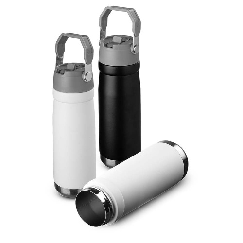 Garrafa térmica em aço inox. Capacidade de até 650 ml. Tampa em plástico, com alça para transporte. 24xø7,4cm
