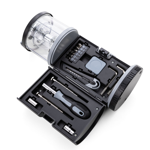 Novidade!!! Lanterna led com Kit Ferramentas. Fonte de energia: 3 pilhas AA. Dimensão do Produto: 23,7 x Ø9,5 cm Peso do Produto: 0,586 kg