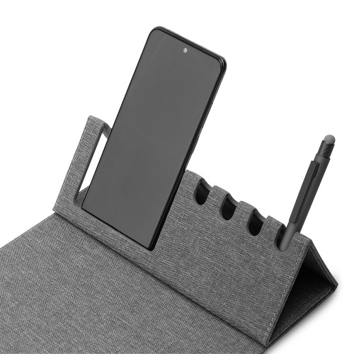 Mouse Pad em material reciclável com porta canetas e porta celular. 31,5x21,3cm