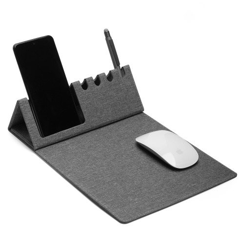 Mouse Pad em material reciclável com porta canetas e porta celular. 31,5x21,3cm
