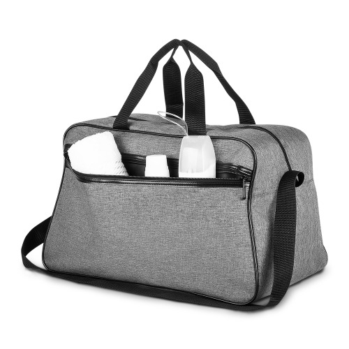 Bolsa esportiva em poliéster. Alça de ombro ajustável, alça de mão dupla, bolso externo com zíper. 27x48x26cm