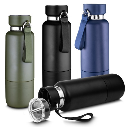 Garrafa térmica em aço inox com parede dupla isolada a vácuo com acabamento na parte externa em tinta pó. Capacidade de 500 ml. 26 X ø7 cm.
