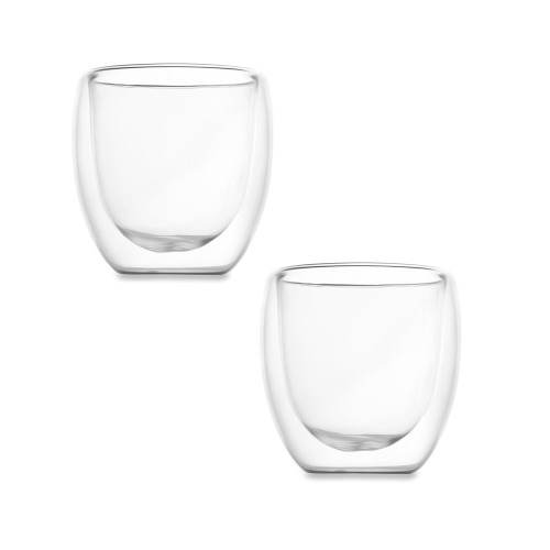 Conjunto com 2 copos de vidro borossilicato com parede dupla e capacidade de até 180ml.